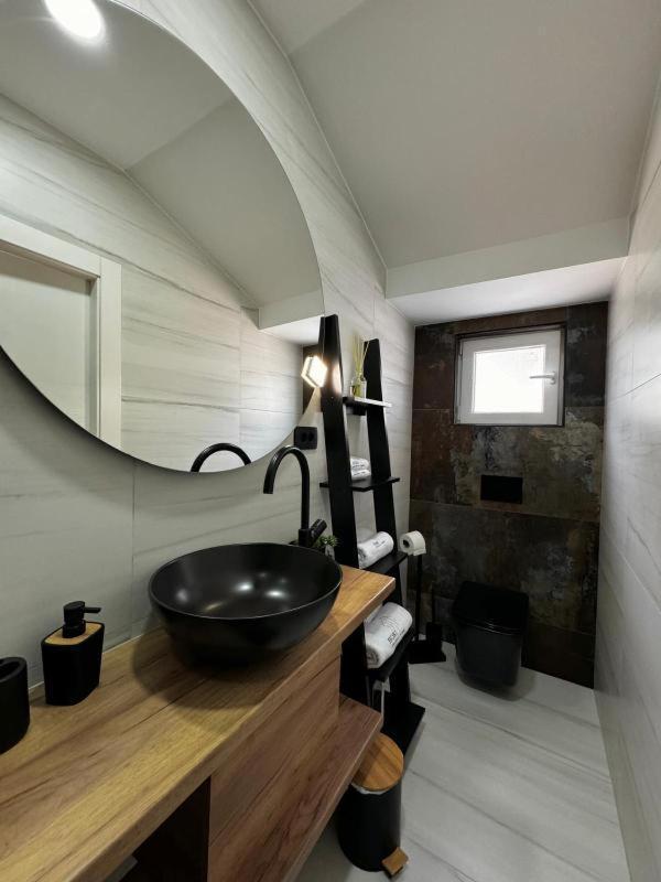 Fiori Apartment